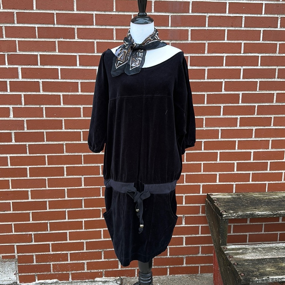 Plush and lush, black, plush velvet with a tie waist